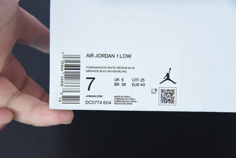 AIR JORDAN 1 LOW POMEGRANATE MEDIUM BLUE DC0774-604