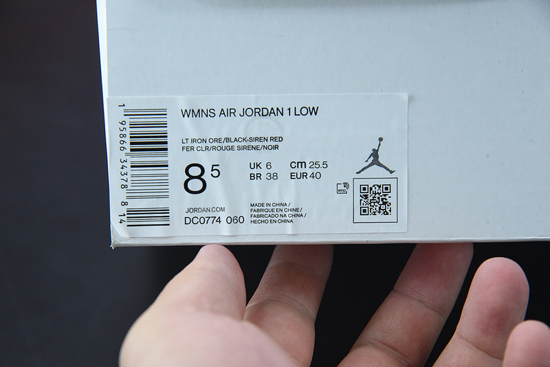 AIR JORDAN 1 RETRO LOW LIGHT IRON ORE SIREN RED DC0774-060