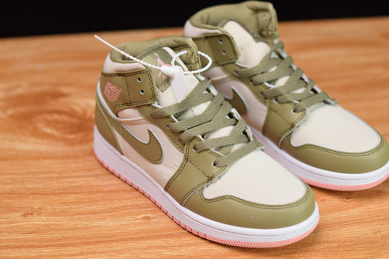 AIR JORDAN 1 MID TROOPER BLEACHED CORAL (GS) 555112-225