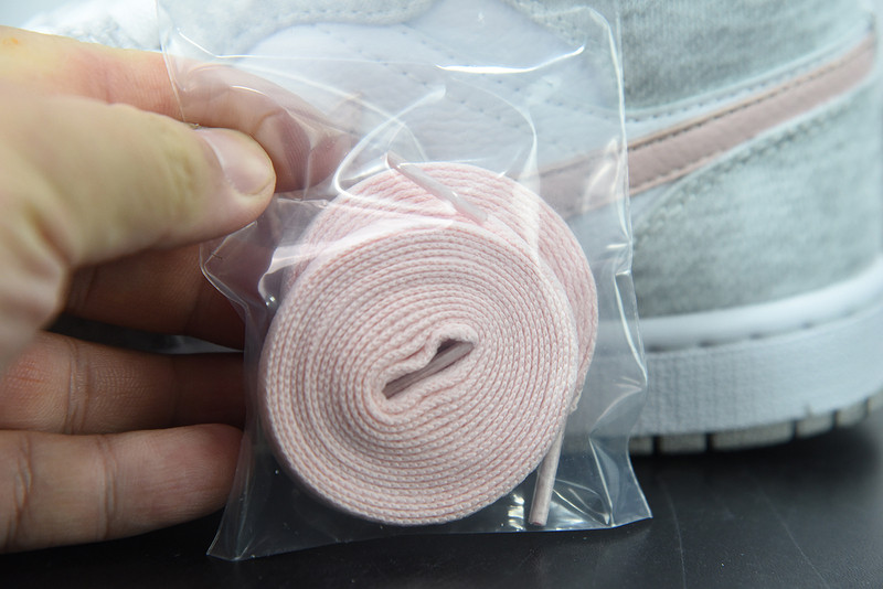 AIR JORDAN 1 MID SE LIGHT LRON ORE DN4045-001