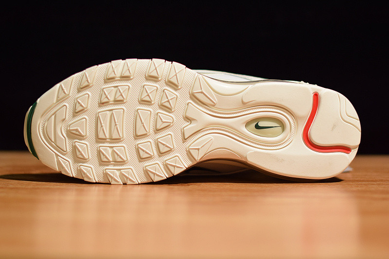 NIKE AIR MAX 97 OG/ UNDFTD "UNDEFEATED" AJ1986-100