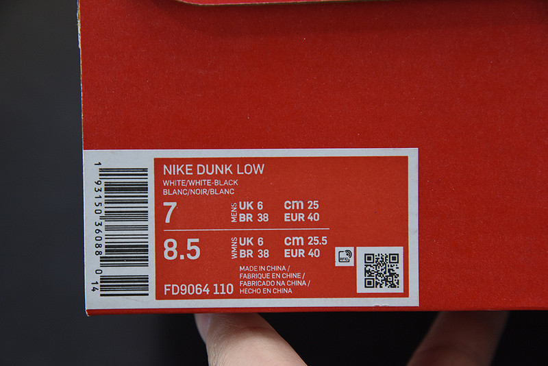 Nike Dunk Low “White/Black/Royal“ FD9064-110