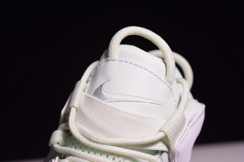 NIKE AIR MORE UPTEMPO