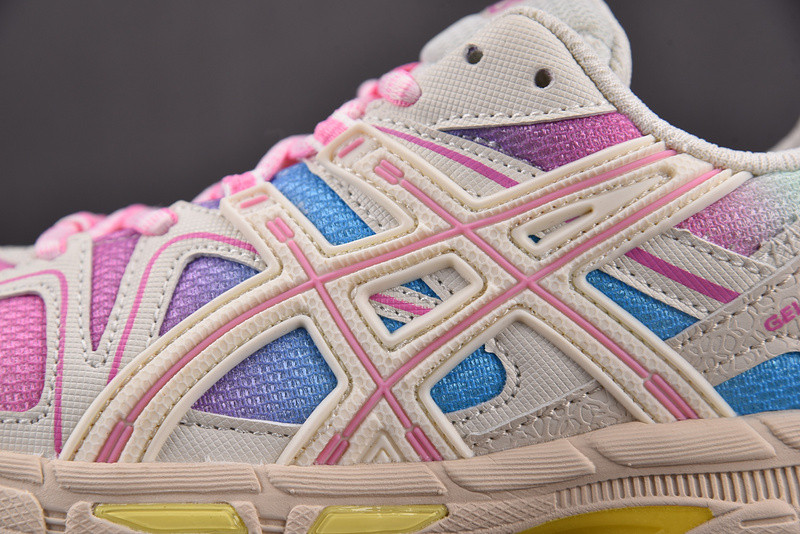 ASICS Gel‑Kahana 8 Beige/Pink 1012A978‑100