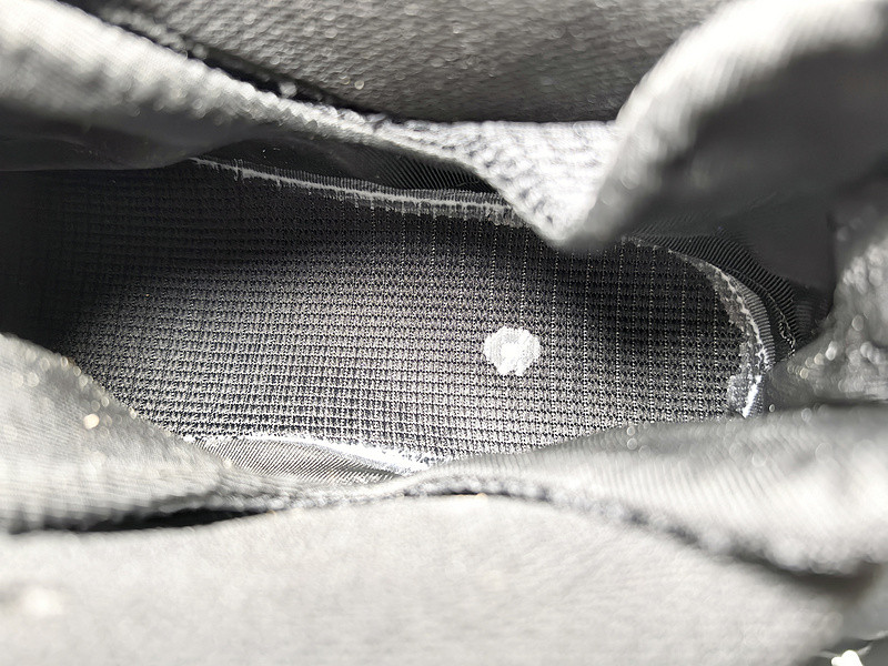 Nike Air Foamposite One “Royal” aka “International Blue”  FQ8181-511