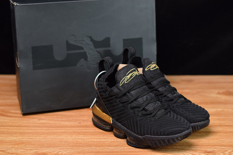 NIKE LEBRON 16 DRESSED FOR A KING BQ5970-007