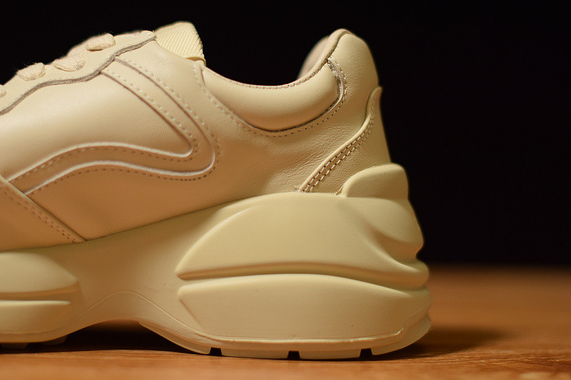 G*u*i rhyton sneaker