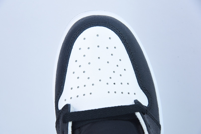 AIR JORDAN 1 HIGH OG “STAGE HAZE” 555088-108