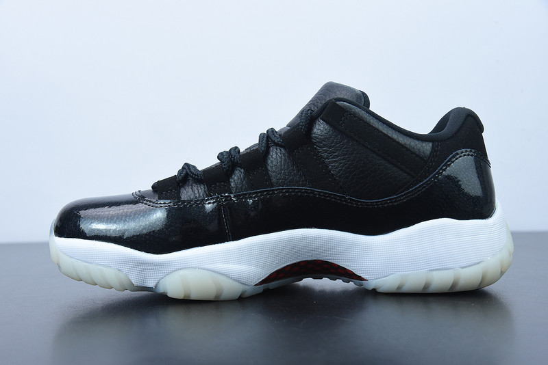 AIR JORDAN 11 RETRO LOW 