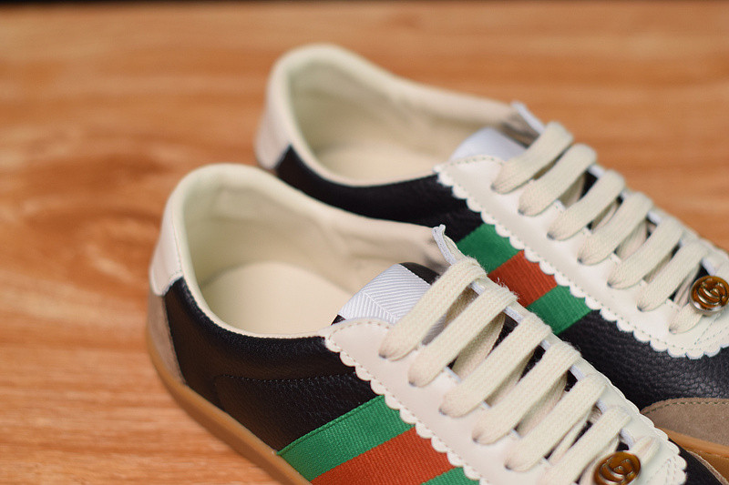 G*u*i jbg leather and suede