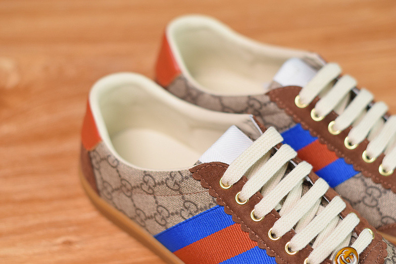 G*u*i jbg leather and suede