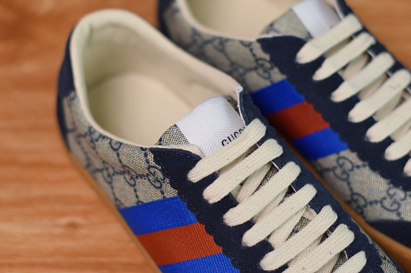 G*u*i jbg leather and suede