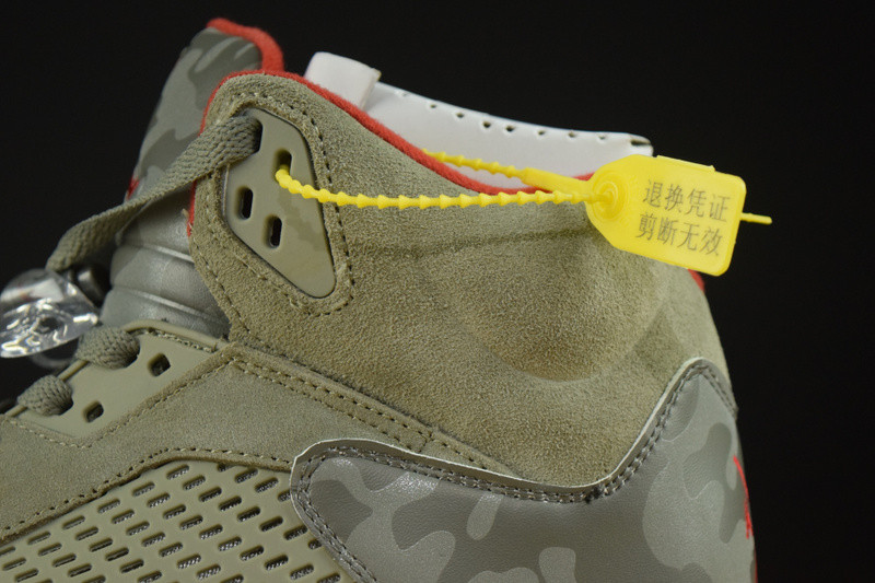 AIR JORDAN 5 RETRO 136027-051