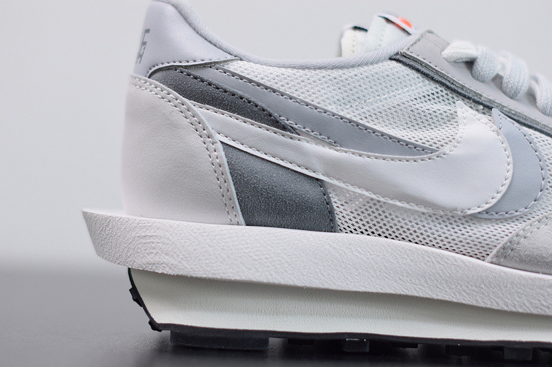 NIKE SACAI X LDV WAFFLE