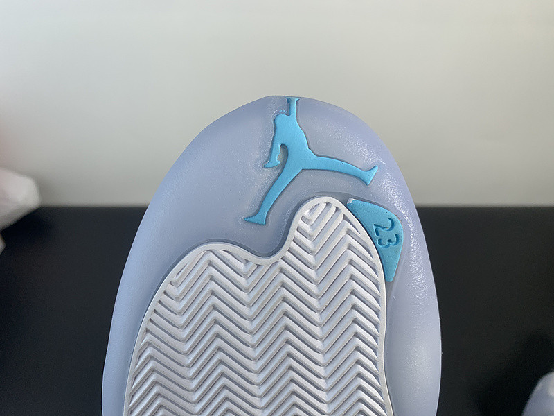 AIR JORDAN 12 RETRO LOW EASTER (2021) DB0733-190