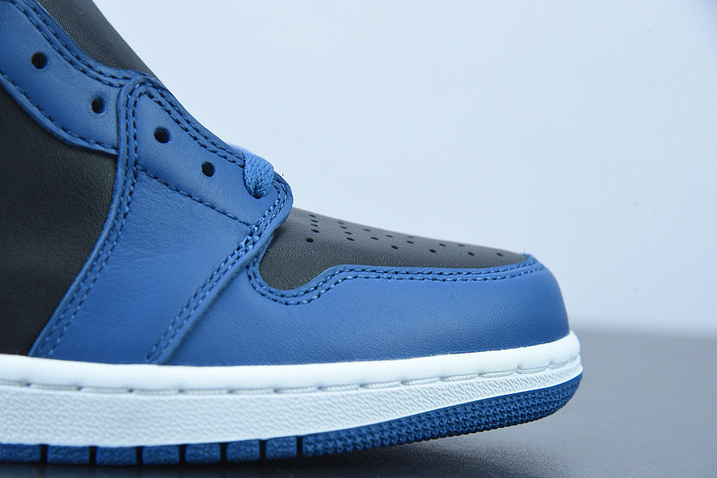 AIR JORDAN 1 DARK MARINA BLUE 555088-404
