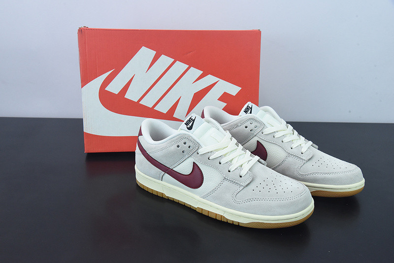 NIKE SB DUNK LOW RETRO SP HC0808-100