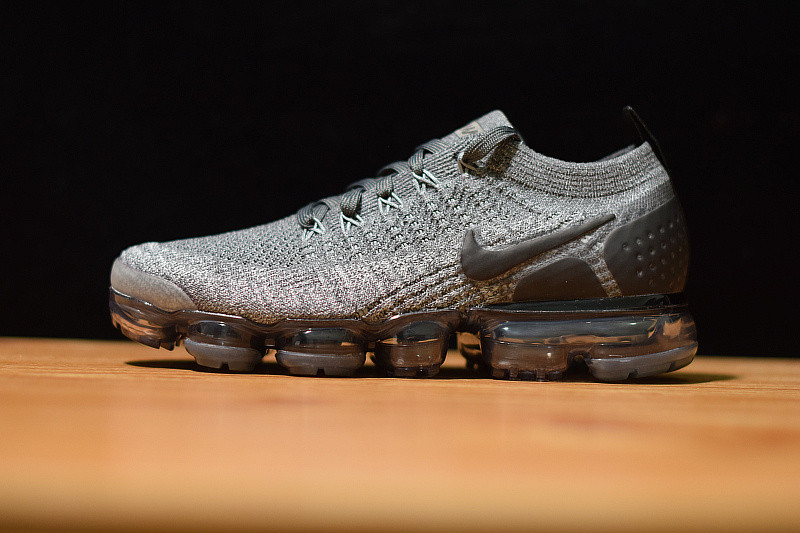 NIKE AIR VAPORMAX FLYKNIT 2
