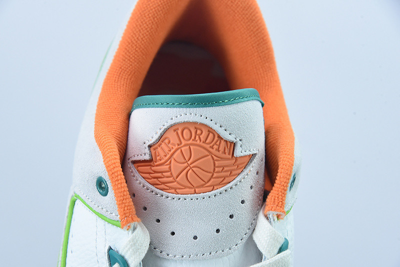 Titan x Air Jordan 2 Low DV6206-183