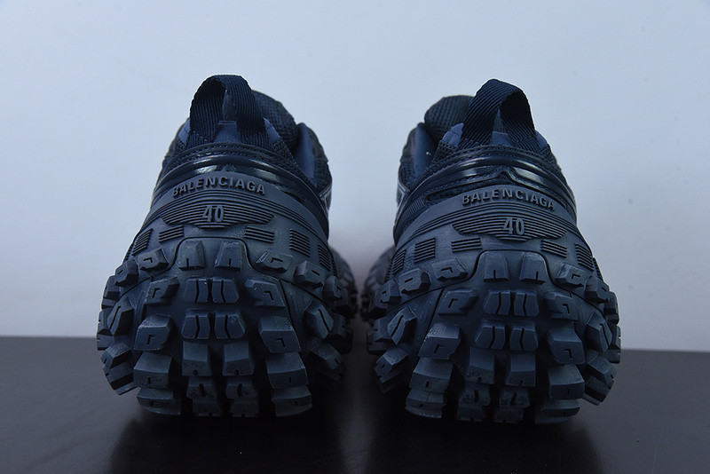 BC DEFENDER RUBBER PLATFORM SNEAKERS