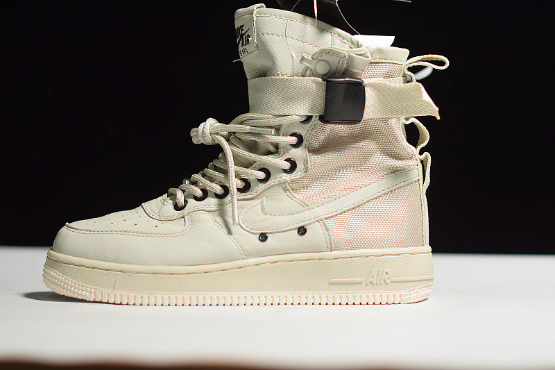 NIKE AIR FORCE 1 HIGH "SPECIAL FIELD URBAN UTILITY" (W) 857872-001