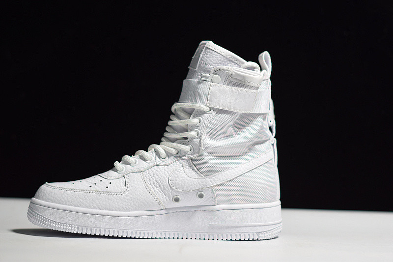 NIKE AIR FORCE 1 QS "SPECIAL FIELD" 903270-100