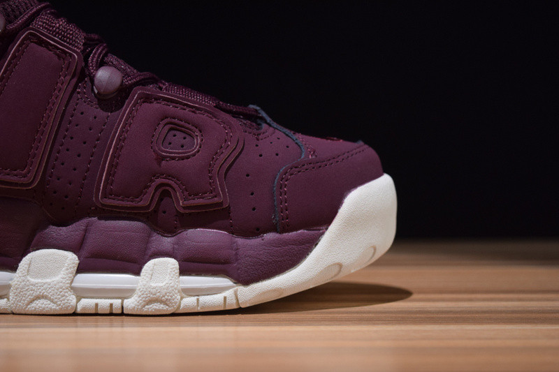 NIKE AIR MORE UPTEMPO
