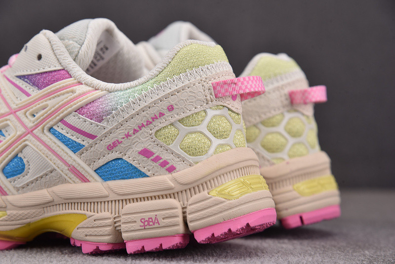 ASICS Gel‑Kahana 8 Beige/Pink 1012A978‑100