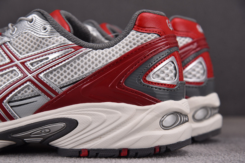 ASICS Gel-Kahana TR V4