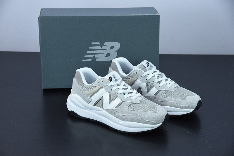 NEW BALANCE SNEAKER MR993 BK