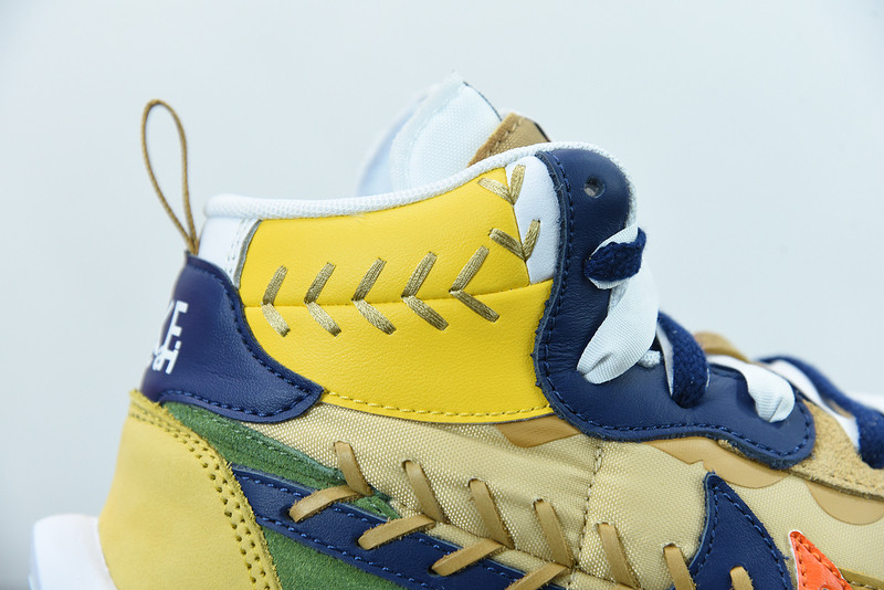 SACAI X NIKE LDWAFFLE X JEAN PAUL GAULTIER DD9186-200