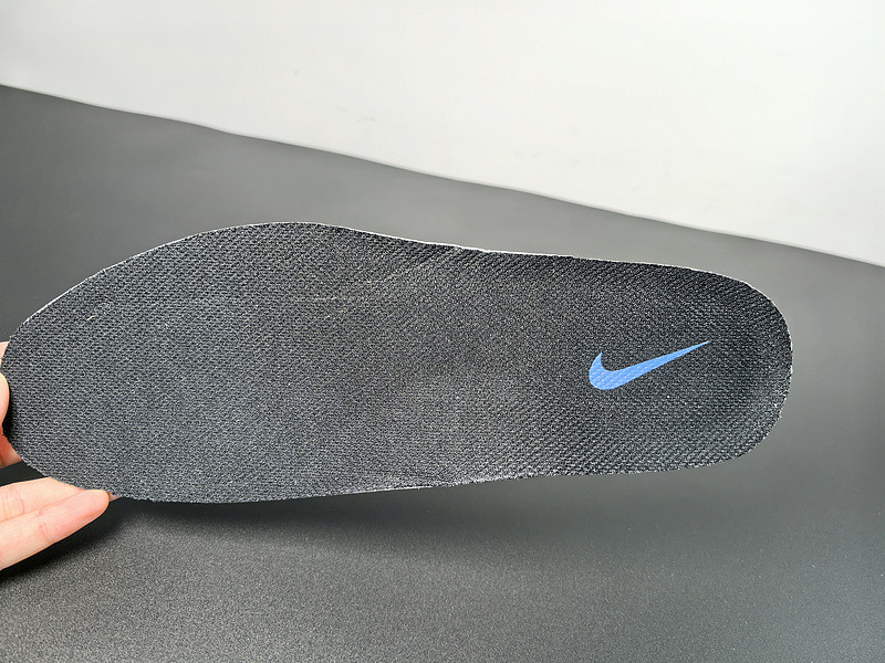 Nike Air Foamposite One “Royal” aka “International Blue”  FQ8181-511