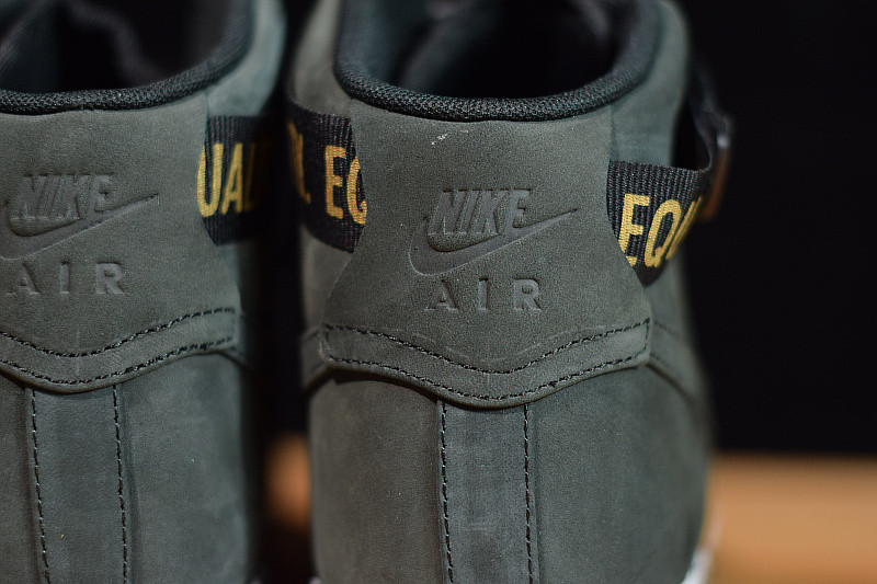 NIKE AIR FORCE 1 HI BHM QS "BLACK HISTORY MONTH" 920787-001