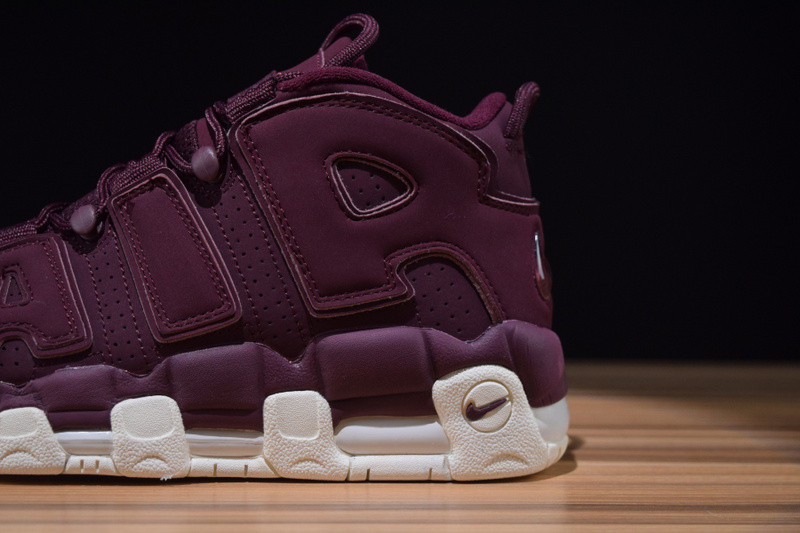 NIKE AIR MORE UPTEMPO