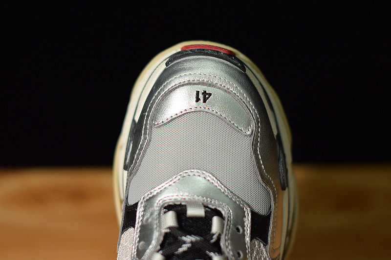 BC TRIPLE S TRAINER 512175 W0903 1081
