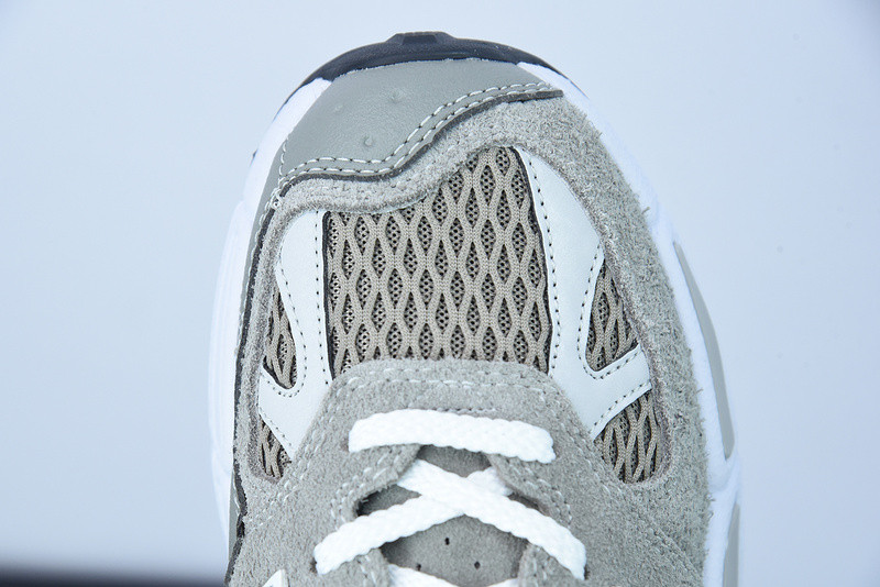 NEW BALANCE YURT X SALEHE BEMBURY MS574YSC