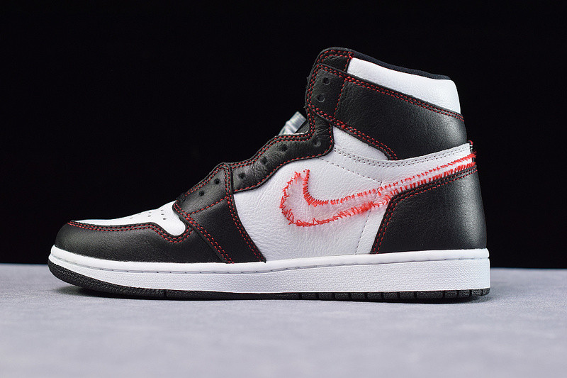 AIR JORDAN 1 RETRO HIGH OG DEFIANT “TOUR YELLOW" CD6579-071