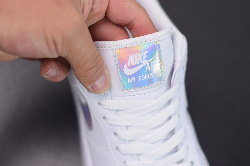 NIKE AIR FORCE 1 LOW