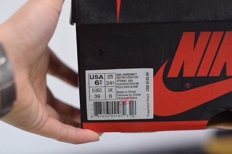 AIR JORDAN 1 RETRO HIGH ROOKIE OF THE YEAR 555088-700