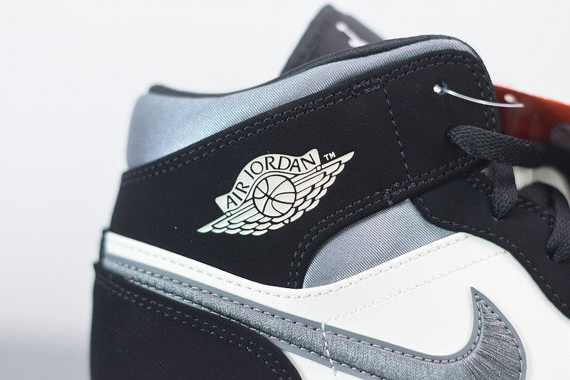 AIR JORDAN 1 MID SATIN GREY TOE 852542-011