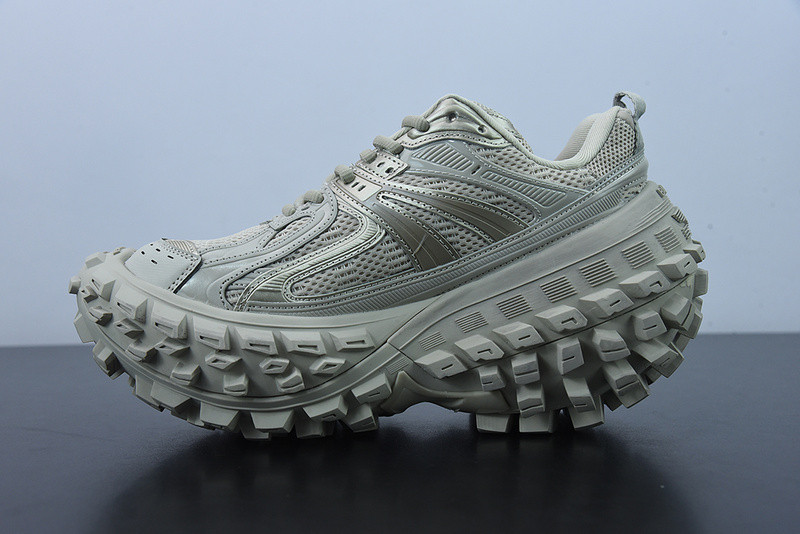 BC DEFENDER RUBBER PLATFORM SNEAKERS
