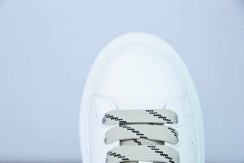 AlexER McEEN SNEAKERS