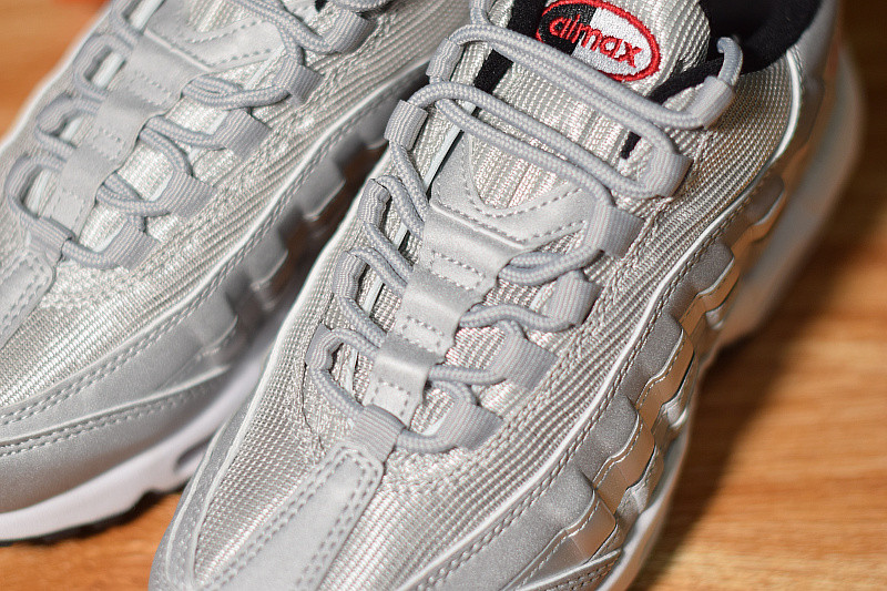 NIKE AIR MAX 95 PREMIUM QS "SILVER BULLET" 918359-001