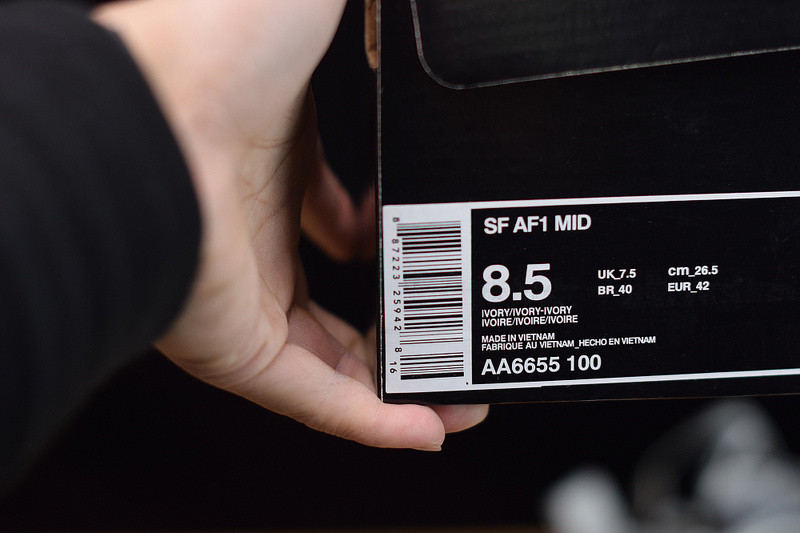 NIKE AIR FORCE 1 MID "TRIPLE IVORY" AA6655-100