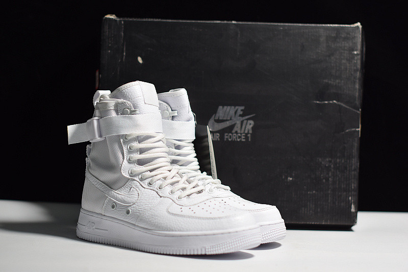 NIKE AIR FORCE 1 QS "SPECIAL FIELD" 903270-100