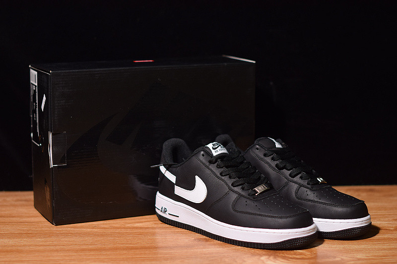 NIKE FORCE 1/Supreme /CDG "COMMES DES GARCONS" AR7623-001