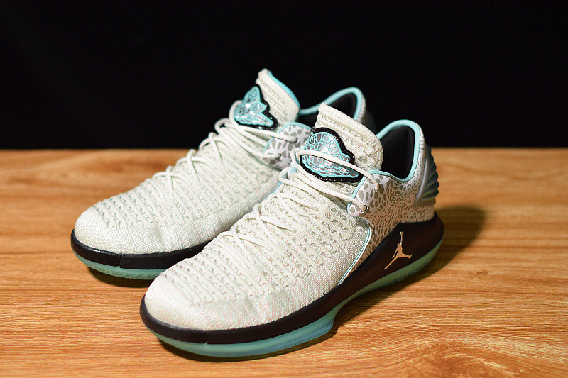 AIR JORDAN 32 LOW PF AH3347-101