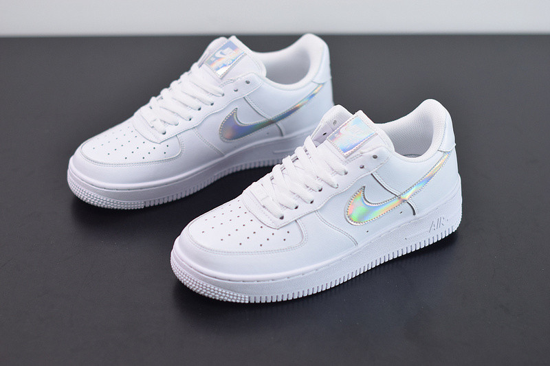 NIKE AIR FORCE 1 LOW