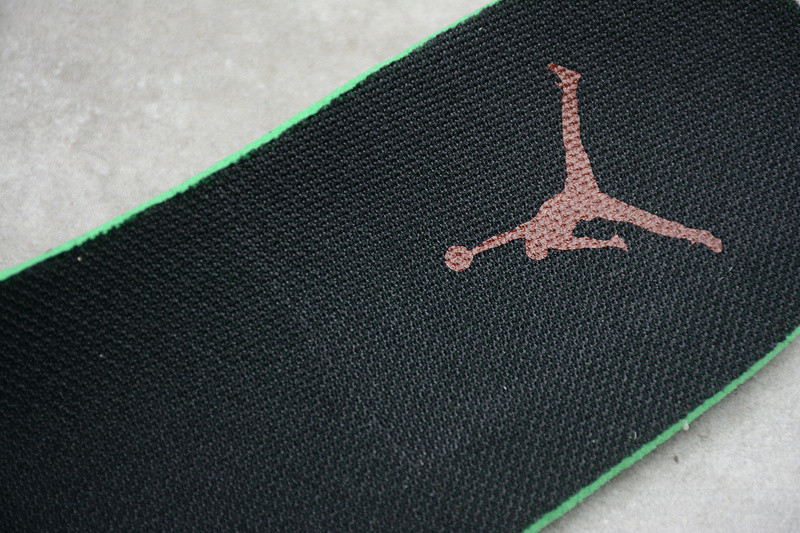 AIR JORDAN 1 MID SE BLACK DARK BEETROOT(W)CZ4385-016