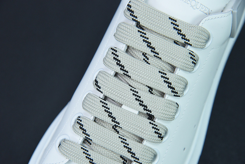 AlexER McEEN SNEAKERS